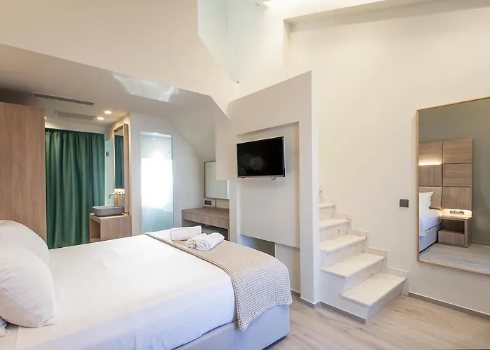 Althaea Luxury Aparthotel 4*